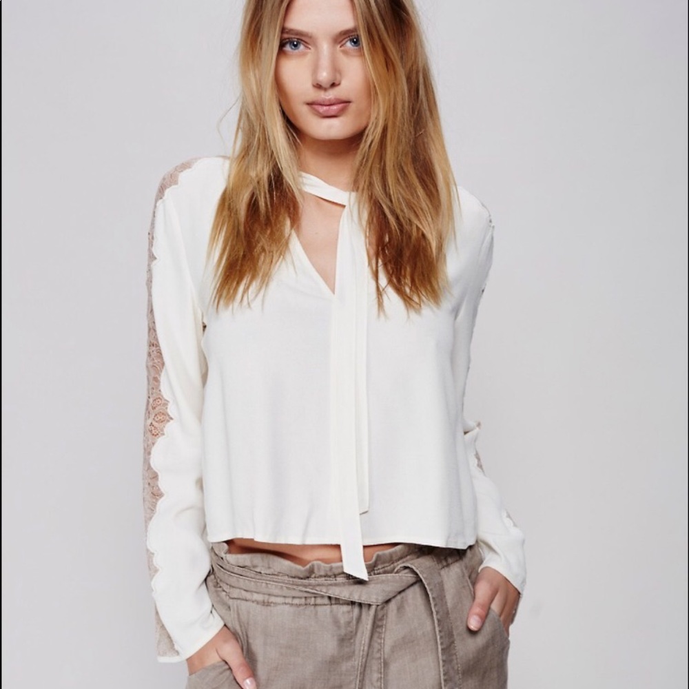 Free People | Lace 🥼Sleeve Top - Picture 2 of 6